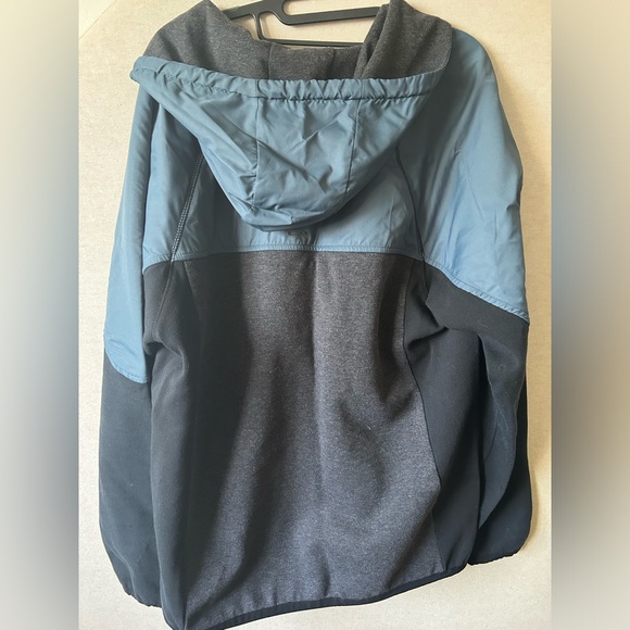 RVCA- Advanced Hooded Full Zip Jacket (Blue/Black) - Size XL - Picture 3 of 14